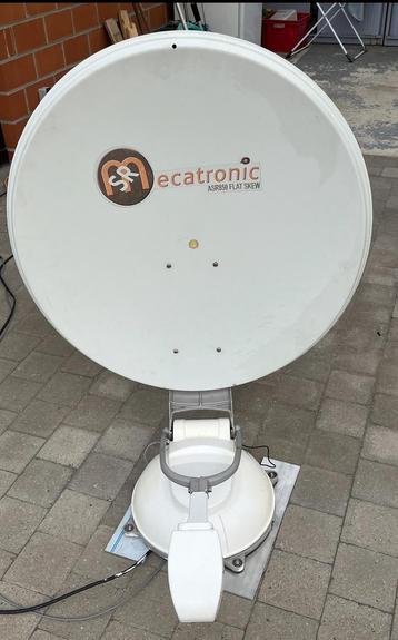 Automatische Schotelantenne beschikbaar voor biedingen