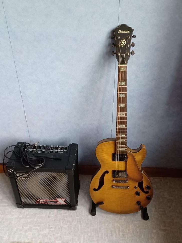 Elektrische gitaar Ibanez, Muziek en Instrumenten, Snaarinstrumenten | Gitaren | Elektrisch, Zo goed als nieuw, Semi-solid body