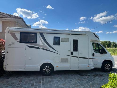 Perfect verzorgde mobilhome inclusief kampeermateriaal, Caravans en Kamperen, Mobilhomes, Particulier, Half-integraal, tot en met 5