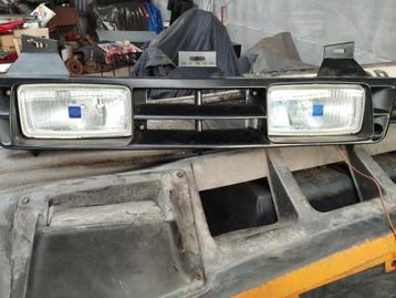 Calandre Hella pour Opel Kadett E / Vauxhall Astra MK2 beschikbaar voor biedingen