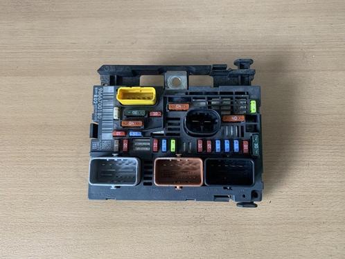 Peugeot 3008 5008 Citroen C5 2008 - 2015 BSM 9666700180, Auto-onderdelen, Elektronica en Kabels, Citroën, Peugeot, Gebruikt, Ophalen of Verzenden
