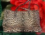 Guess leopard print tas, Handtassen en Accessoires, Tassen | Damestassen, Ophalen, Nieuw