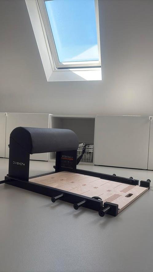 Hip trust bench - max 350kg (Corength), Sport en Fitness, Fitnessapparatuur, Zo goed als nieuw, Ophalen