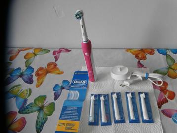Braun tandenborstel (oral- b) beschikbaar voor biedingen