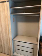 Ruime kleerkast, Ophalen, Zo goed als nieuw