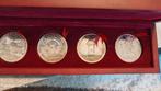 Uzbekistan,4 Silver 925% medals.Large mooi&original wood box, Postzegels en Munten, Munten | Azië, Ophalen of Verzenden, Centraal-Azië