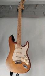 Fender stratocaster usa 2012 Nitro, Ophalen of Verzenden, Zo goed als nieuw, Fender