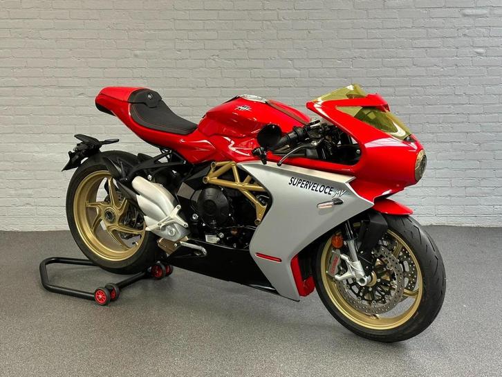 Mv Agusta superveloce - Moto Center Mertens, Motos, Motos | MV Agusta, Entreprise, Super Sport, plus de 35 kW, 3 cylindres, Enlèvement
