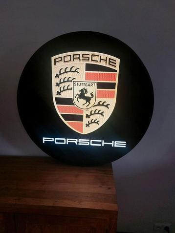 Mooie grote Porsche lichtbak  beschikbaar voor biedingen