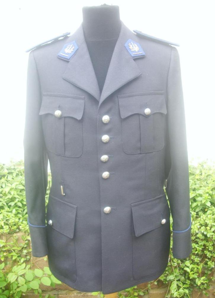 Vareuse (tenue hiver) de la police communale années 60/70, Collections, Objets militaires | Général, Autres, Envoi