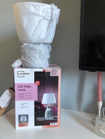 Lampe ananas à led neuve, Enlèvement ou Envoi, Neuf