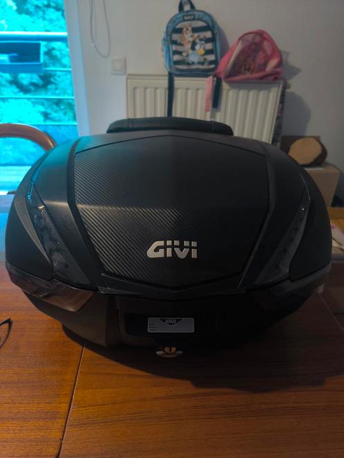 Top case Givi V47, Motoren, Accessoires | Koffers en Tassen, Zo goed als nieuw, Ophalen