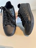 Zwarte dames Guess sneaker FL7MICFAL12, Kleding | Dames, Schoenen, Ophalen, Guess, Zwart, Zo goed als nieuw