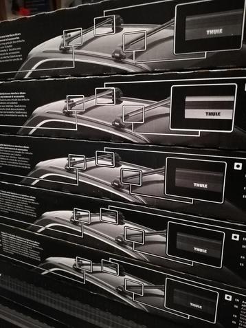 Thule WingBar Edge black & zilvergrijs baren en Thule kit beschikbaar voor biedingen