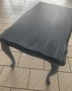 Petite table basse patinée, Comme neuf
