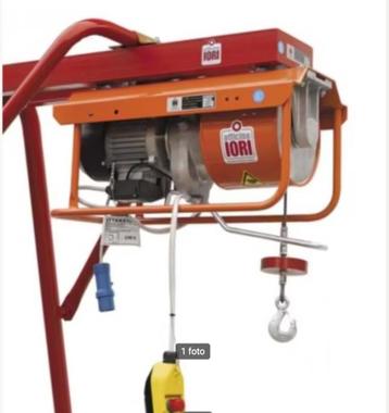 IORI DM500 lier/ / bouwlift / goederenlift / stellinglift beschikbaar voor biedingen