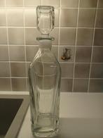 Glazen karaf met stolp, Enlèvement