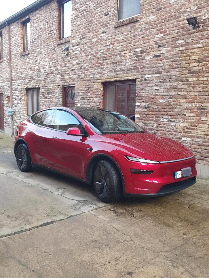 Tesla model y long range awd, Autos, Tesla, Particulier, Model Y, 4x4, ABS, Caméra de recul, Régulateur de distance, Airbags, Alarme