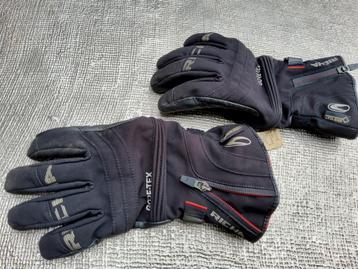 Gore-Tex motorhandschoenen Richa (L) met handige regenwisser beschikbaar voor biedingen