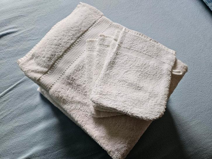 Badlakens met washandje, nieuw, Maison & Meubles, Salle de bain | Linge de bain & Accessoires, Neuf, Enlèvement ou Envoi