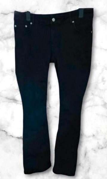✨️NLY Zwarte flare broek - Maat 46 - In Nieuwstaat✨️  beschikbaar voor biedingen