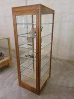 vintage vitrinekast met parket en geslepen glasplaten, Antiek en Kunst, Ophalen