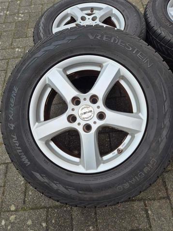 Enzo 16 inch velgen 5x114.3 met nieuwe banden 215/70/16 m+s beschikbaar voor biedingen