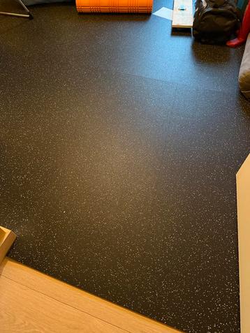Gymvloer sportvloer rubber 6mm (9m2) beschikbaar voor biedingen