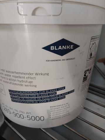 couche de fond beschikbaar voor biedingen