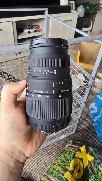 sigma 70-300mm f4-5.6 dg macro beschikbaar voor biedingen