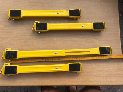 Meubelrollers 16€, campingspade 20€, Abus hangsloten 7€-13€, Doe-het-zelf en Bouw, Gereedschap | Handgereedschap, Ophalen