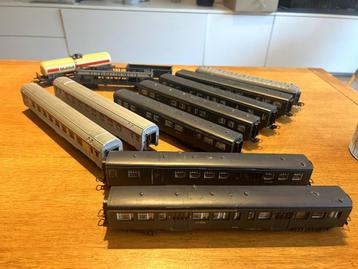 Lima HO lot 12 wagons beschikbaar voor biedingen