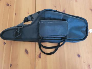 Zwarte draagtas voor blaasinstrument  beschikbaar voor biedingen