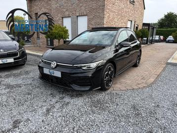 Volkswagen Golf VIII 1.5 eTSI 150PK DSG R-Line PANO NIEUW  beschikbaar voor biedingen