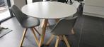 Eettafel rond wit - houten poten, Huis en Inrichting, Ophalen, Overige materialen, Gebruikt, Rond