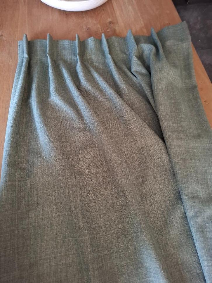 Gordijn (144 op 140 cm)(van 28/12/2021), Huis en Inrichting, Stoffering | Gordijnen en Lamellen, Zo goed als nieuw, 100 tot 150 cm