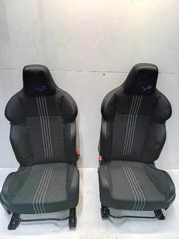 INTERIEUR Renault Megane IV (RFBB) (01-2015/-), Gebruikt, Renault
