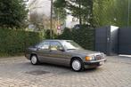 Mercedes 190E 2.3, Auto's, Achterwielaandrijving, Beige, 4 cilinders, Leder