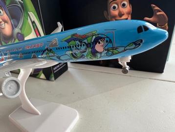 * Modèle réduit d'avion Toy Story A330 China Eastern neuf, m