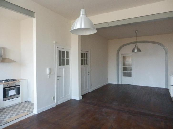 Appartement te Zurenborg nabij Station van Berchem, Immo, Appartements & Studios à louer, Anvers (ville), 50 m² ou plus