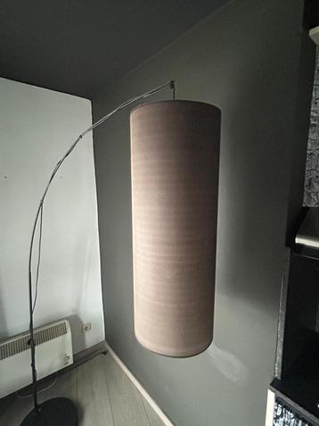 Booglamp beschikbaar voor biedingen