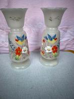 Koppel antieke opalinevazen handgeschilderd, Antiek en Kunst, Antiek | Vazen, Ophalen