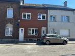 Maison te koop in Monceau-Sur-Sambre, 3 slpks, 128 m², Vrijstaande woning, 3 kamers