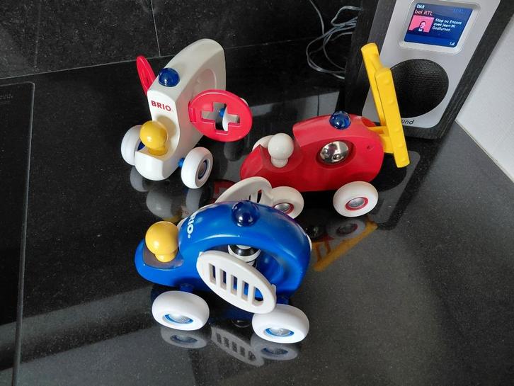 BRIO 3 voitures en Bois age >12m, Kinderen en Baby's, Speelgoed | Houten speelgoed, Ophalen of Verzenden