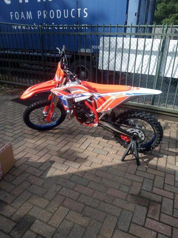 beta crossmotoren beschikbaar voor biedingen