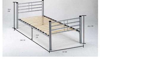 Metalen bed met latten voor jeugdkamer of studentenkot, Huis en Inrichting, Slaapkamer | Bedden, Zo goed als nieuw, Eenpersoons