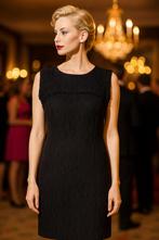 Xandres Little Black Dress in kant. (42/44) eerder maat 42, Zwart, Maat 42/44 (L), Ophalen of Verzenden, Zo goed als nieuw