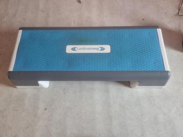 Step Fitness - Cardiostrong beschikbaar voor biedingen