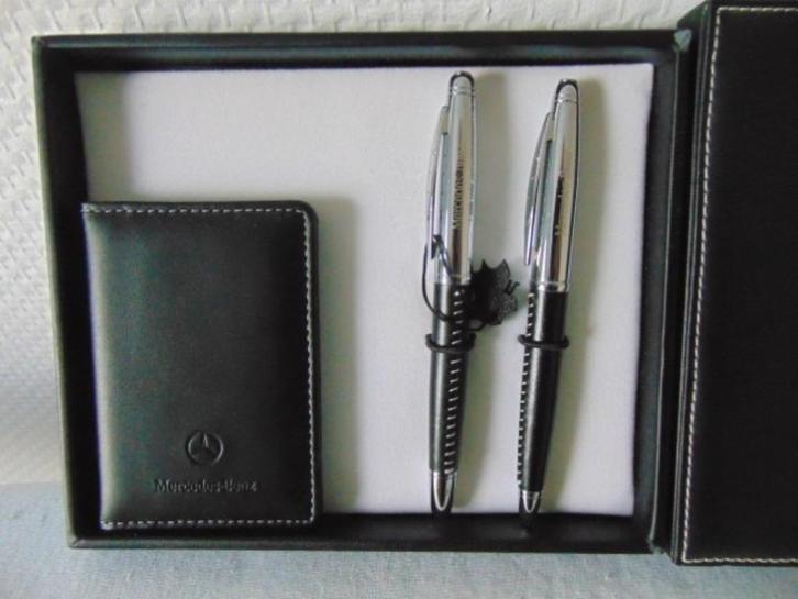 Mercedes-Benz Stylo en vulpen in lederen doos , nieuw !!!, Verzamelen, Pennenverzamelingen, Nieuw, Vulpen, Met doosje, Ophalen