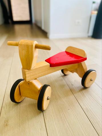 Houten Pintoy vierwieler – stevig, stijlvol en veilig!  beschikbaar voor biedingen